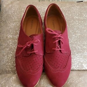 Burgundy faux suede oxfords, size 10